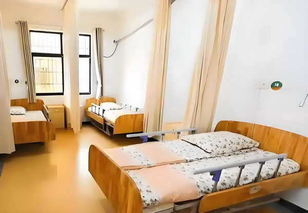 大专入户深圳怎么准备什么材料_《风骚律师》主演想暴打马里奥:把他的胡子撕下来 备的充电设携带自己尽量